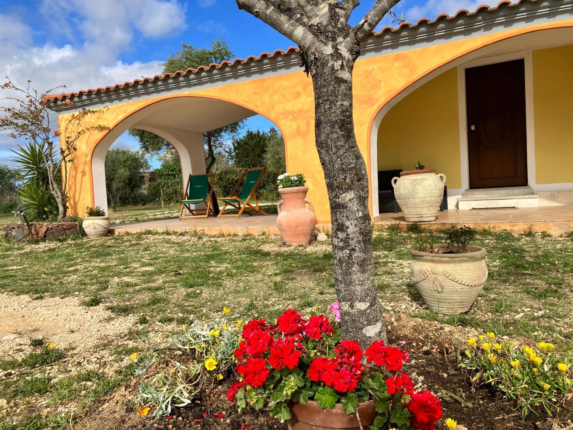 Villa Grecale Cala Liberotto Exterior photo